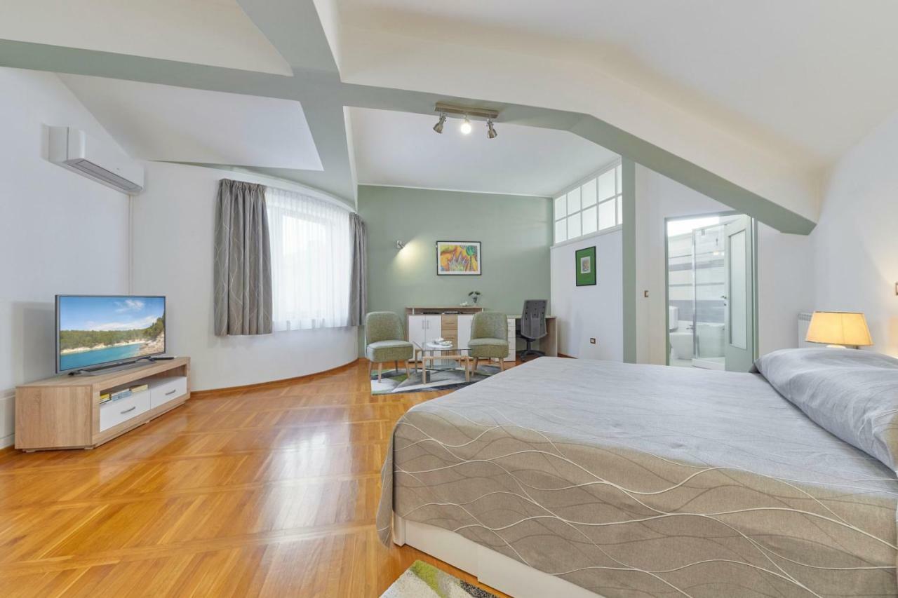 Giardina Apartment