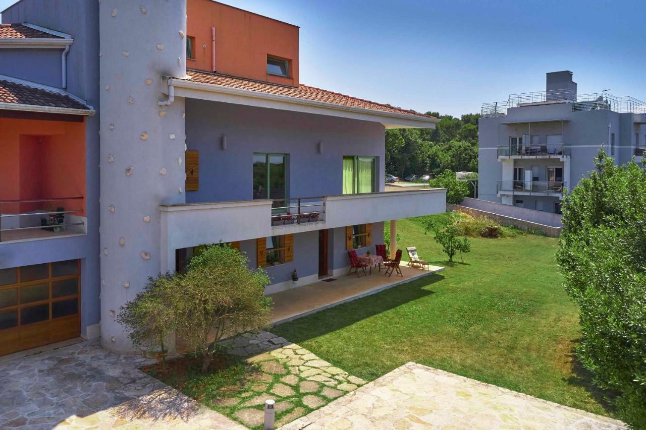 Giardina Apartment Vinkuran