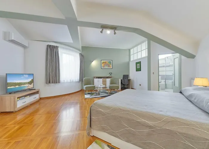 Villa Giardina Apartments